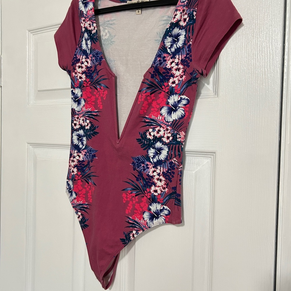 Express pink low v cut tropical floral Bodysuit